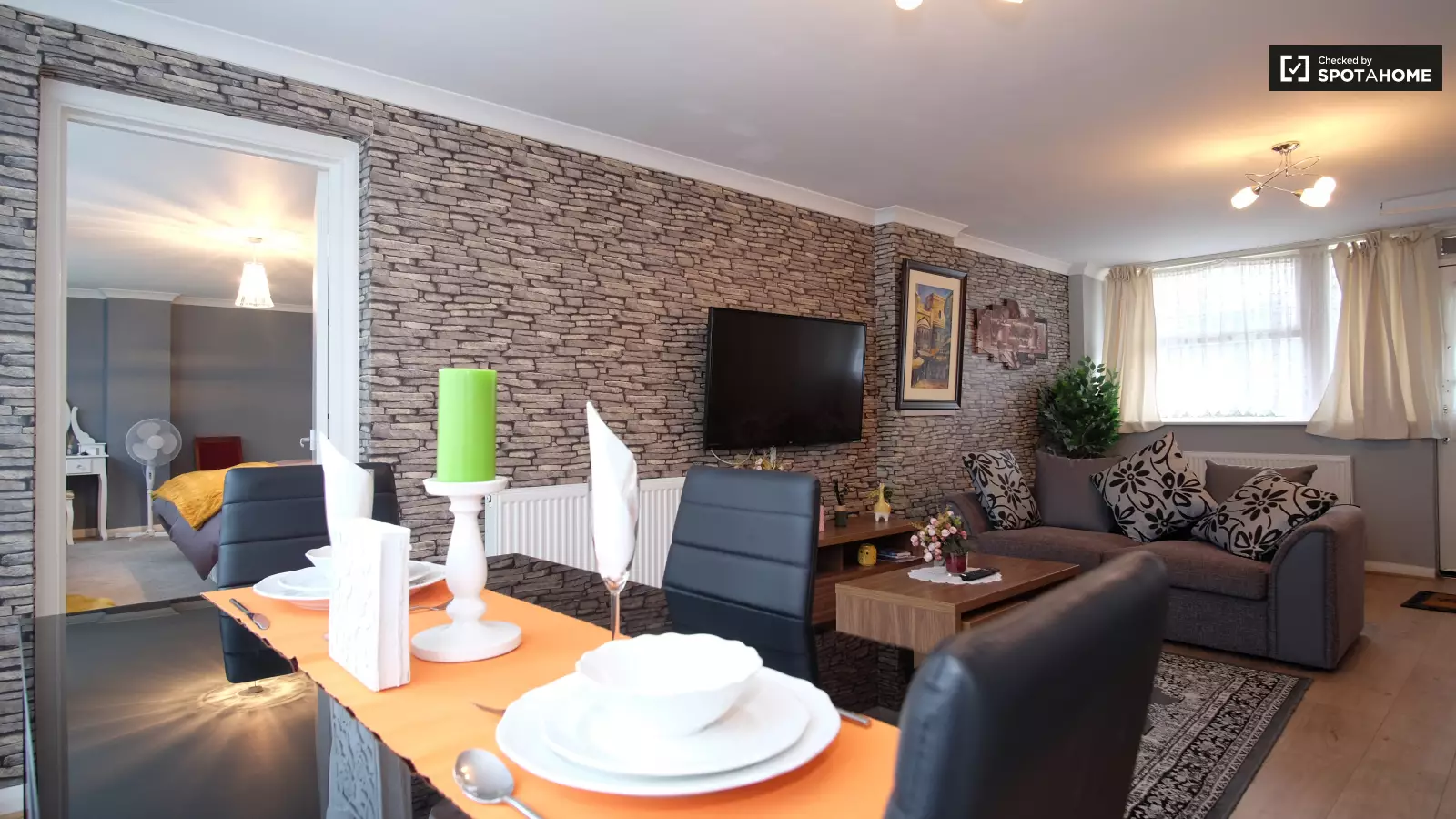 Flat Churchill Gardens Road in City of Westminster