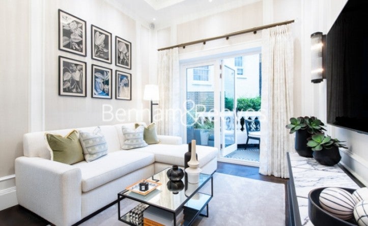 Flat Prince of Wales Terrace in Greater London