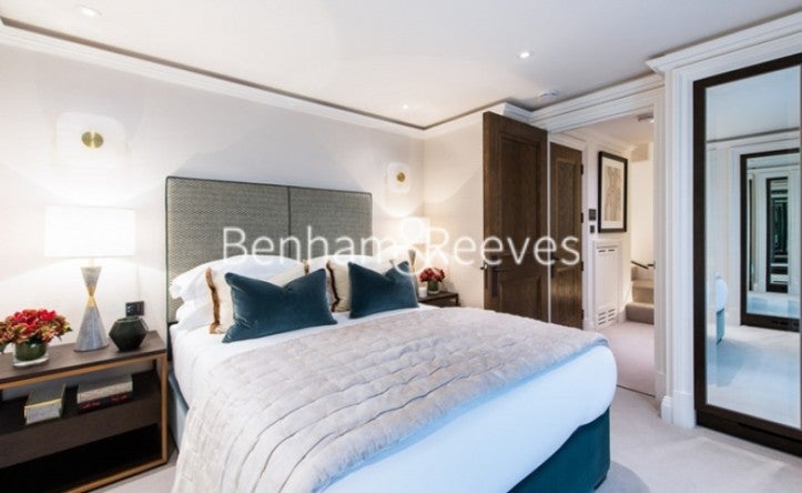 Flat Prince of Wales Terrace in Greater London