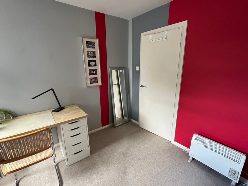 Room Hartfield Crescent in Greater London