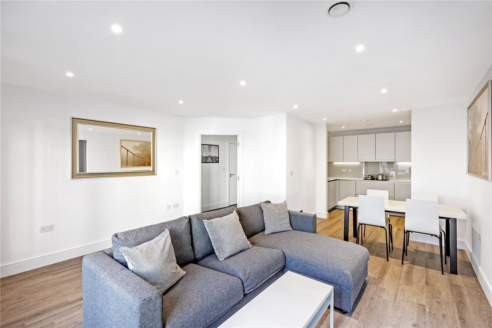 Flat Blairderry Road in Greater London
