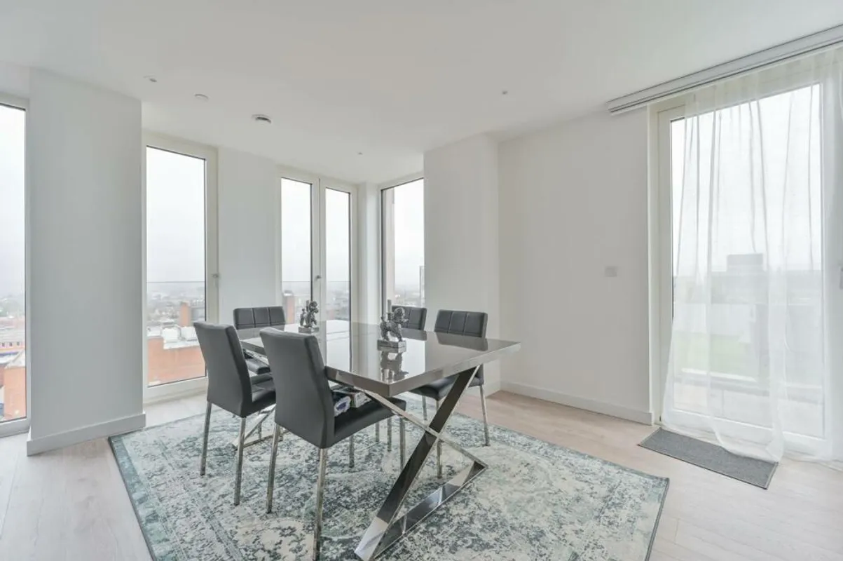 Flat College Road in Greater London