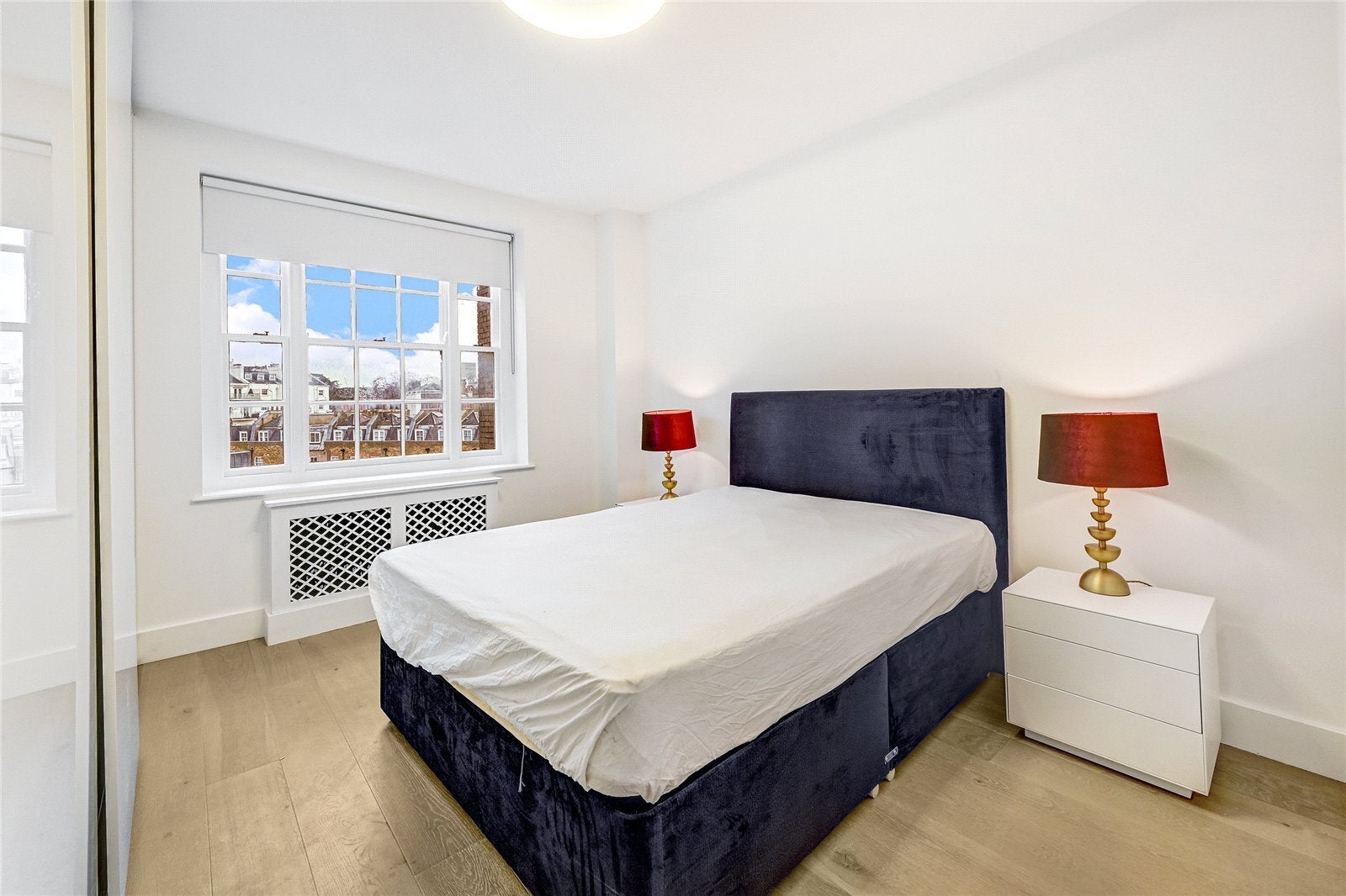Flat Lowndes Square in City of Westminster