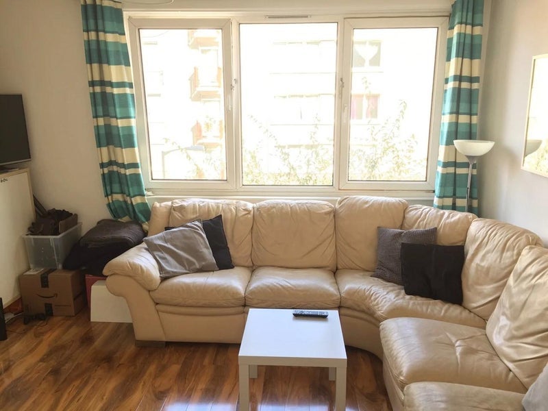 Flat Chillington Drive in Greater London