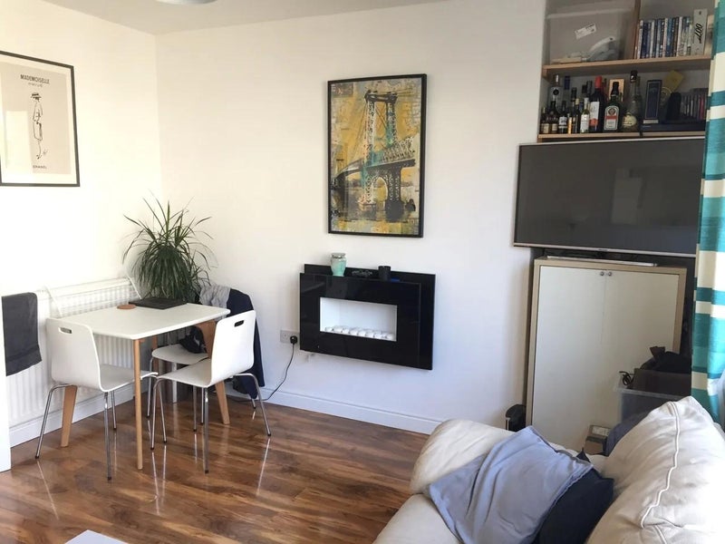Flat Chillington Drive in Greater London