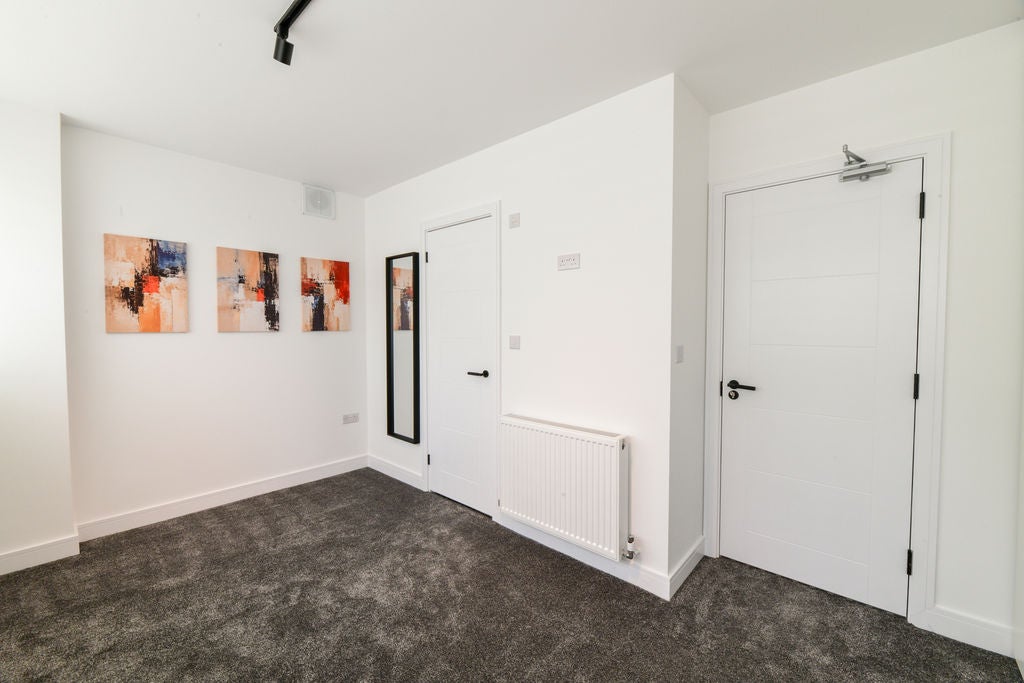 Room Albert Drive in Greater London