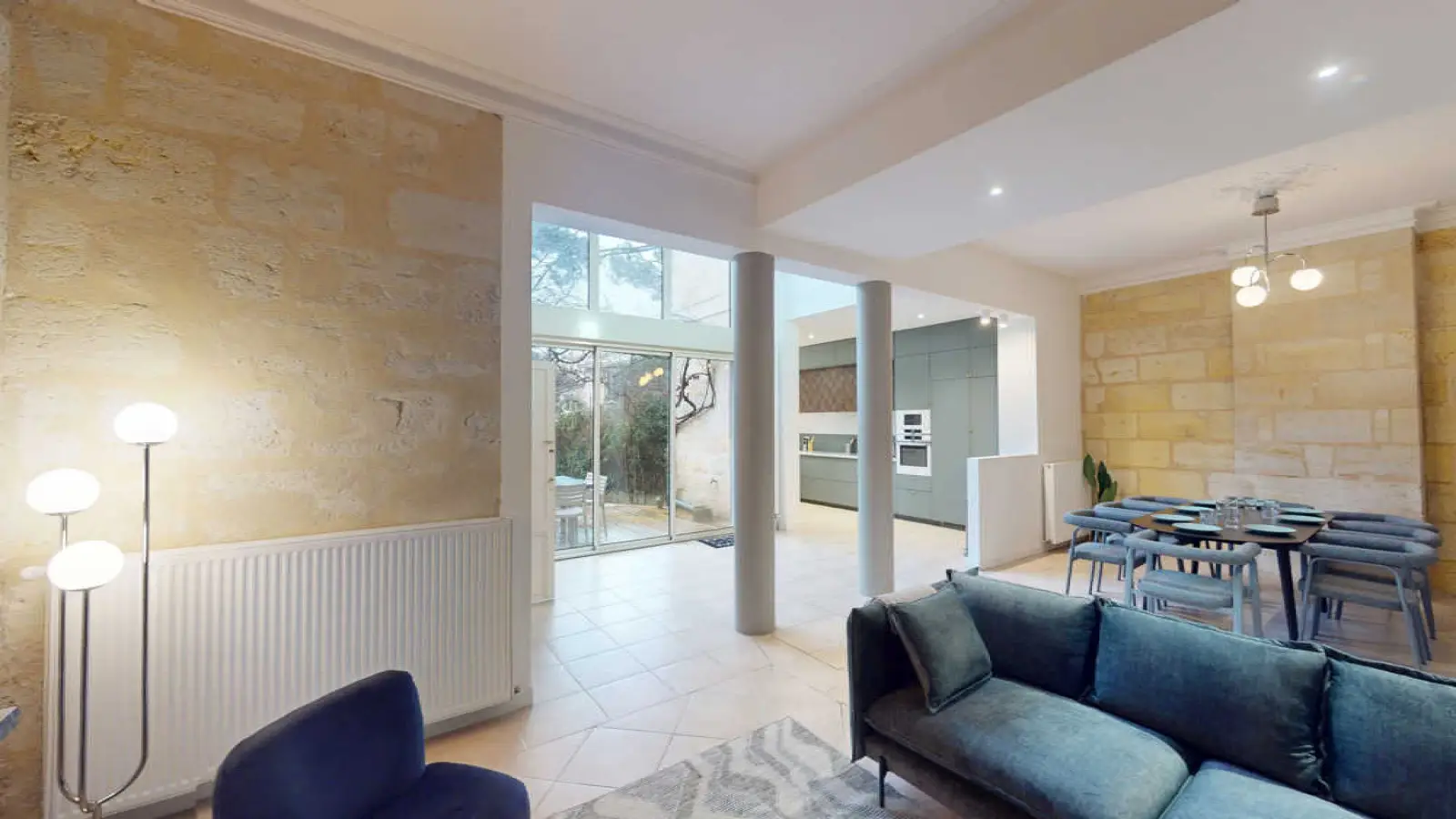 Appartement Parvis Louis et Henri Pouyanne à Bordeaux