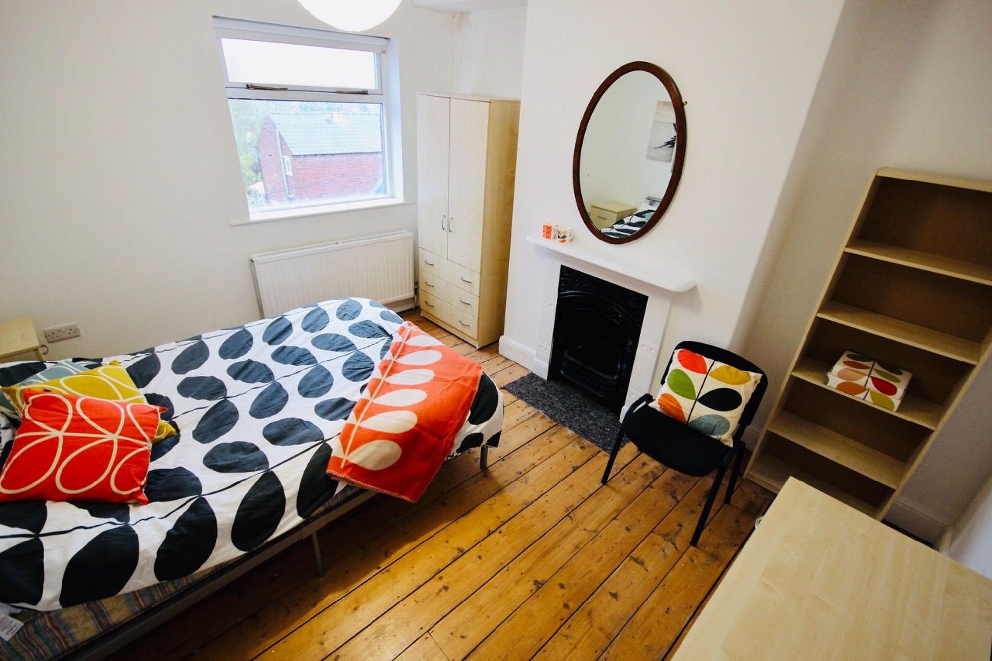 Flat Parc Wern Road in Swansea