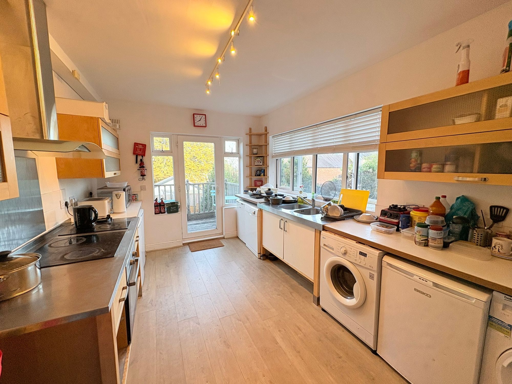 Flat Parc Wern Road in Swansea
