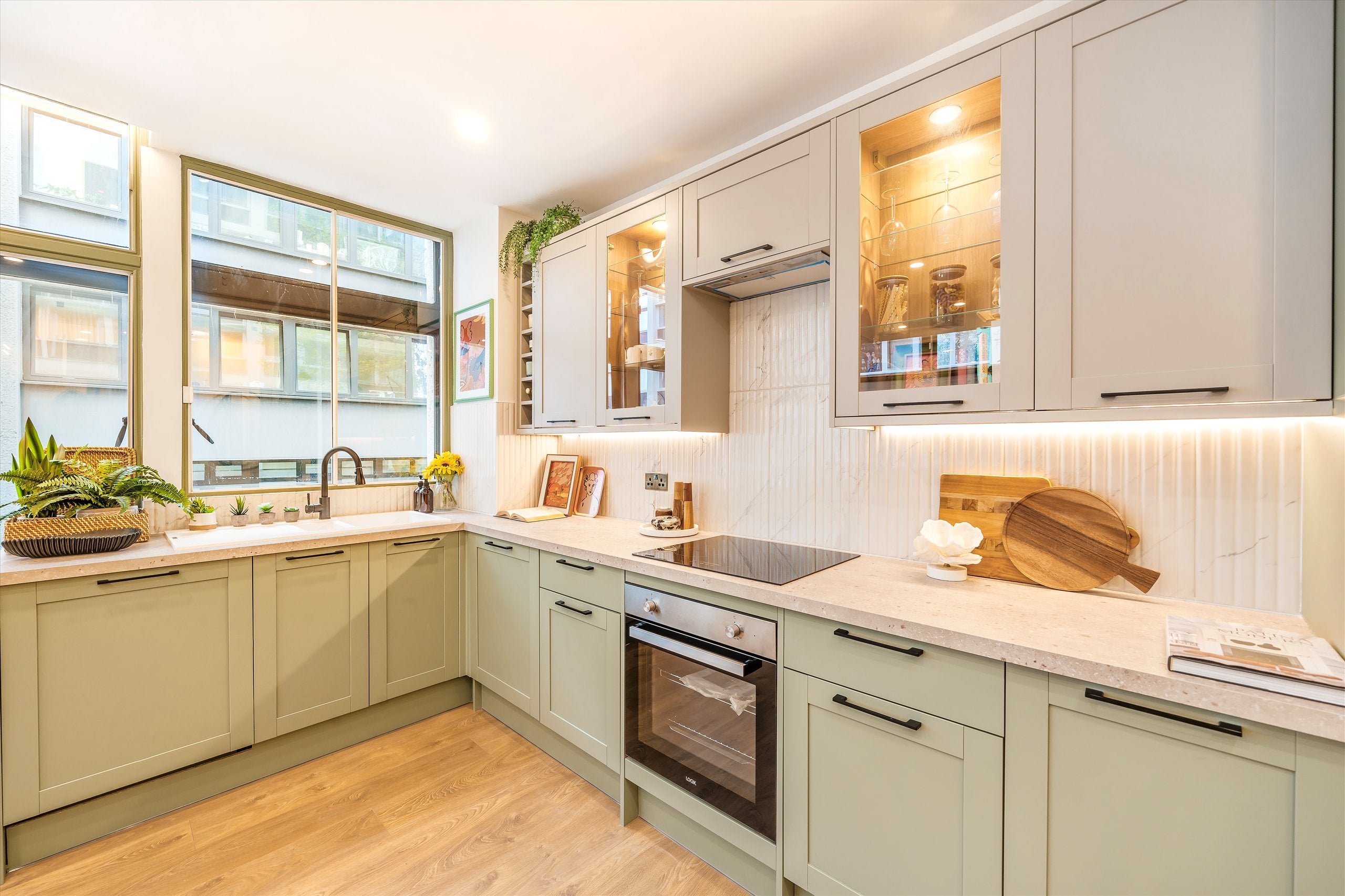 Flat Newington Causeway in Greater London