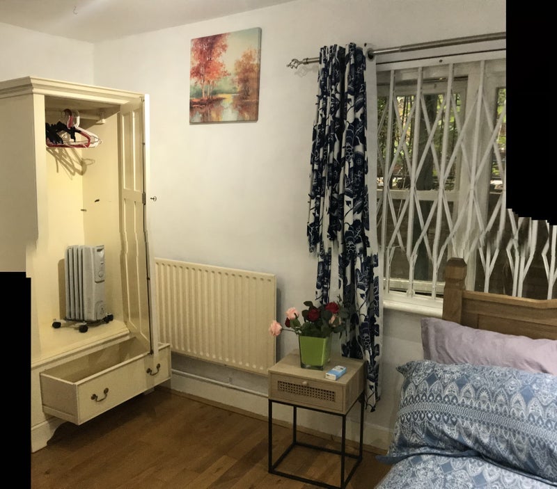 Room Penywern Road in Greater London