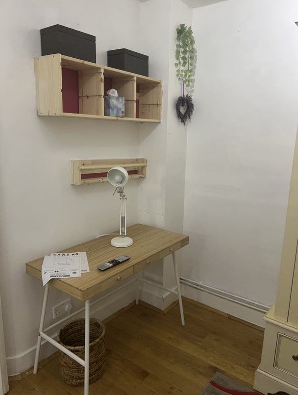 Room Penywern Road in Greater London