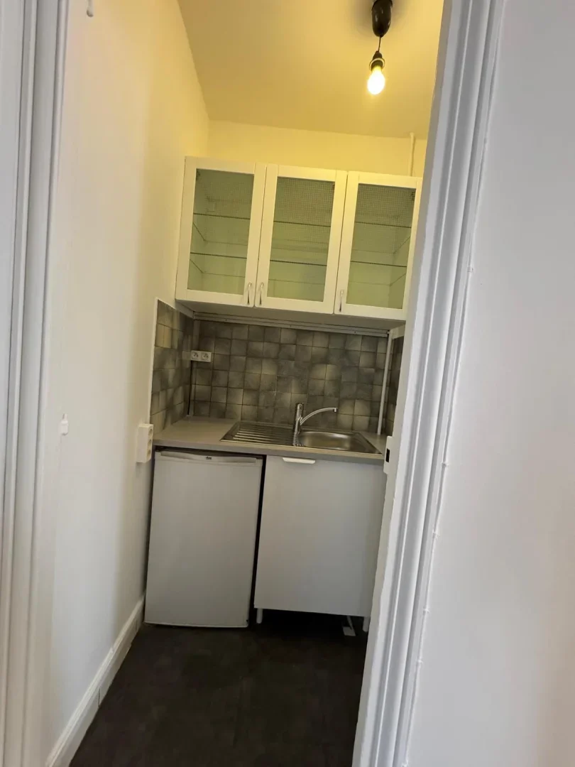 Flat Rue du Débarcadère in Paris