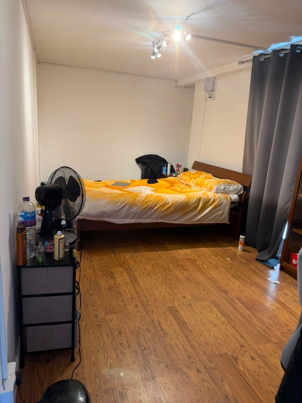 Room Turnpike Link in Greater London