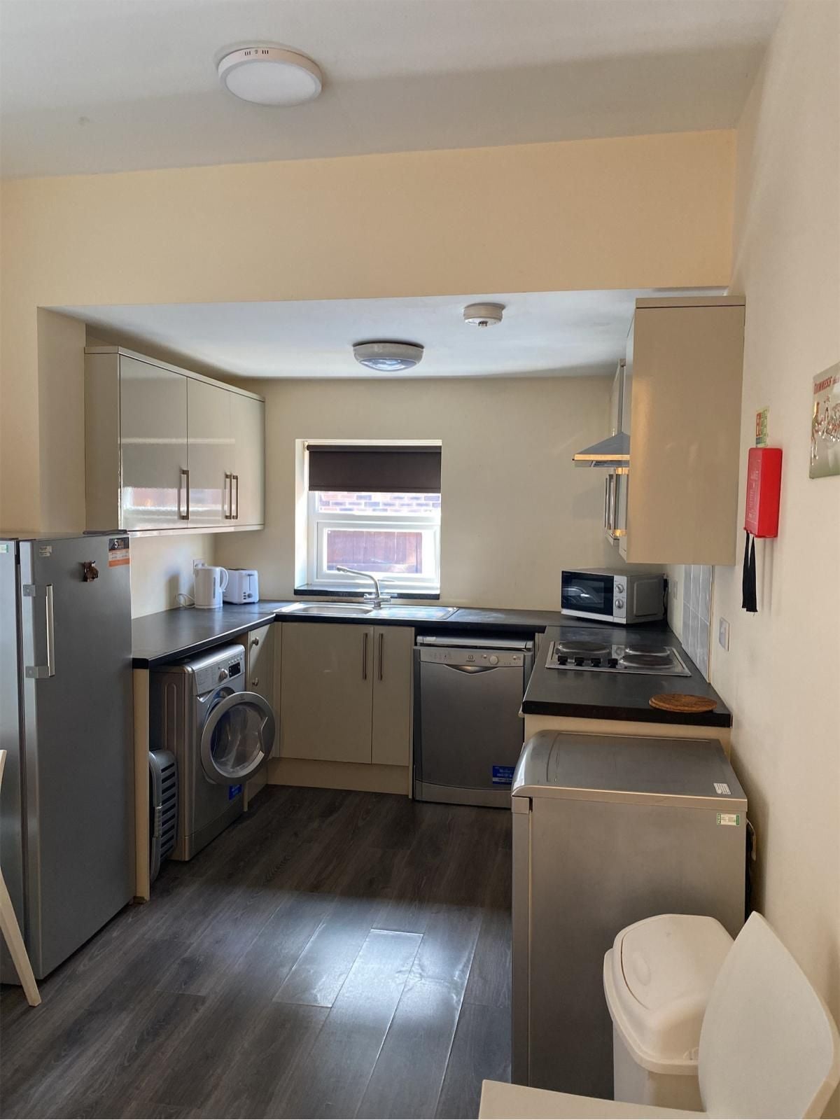 Room Cawdor Road in Manchester