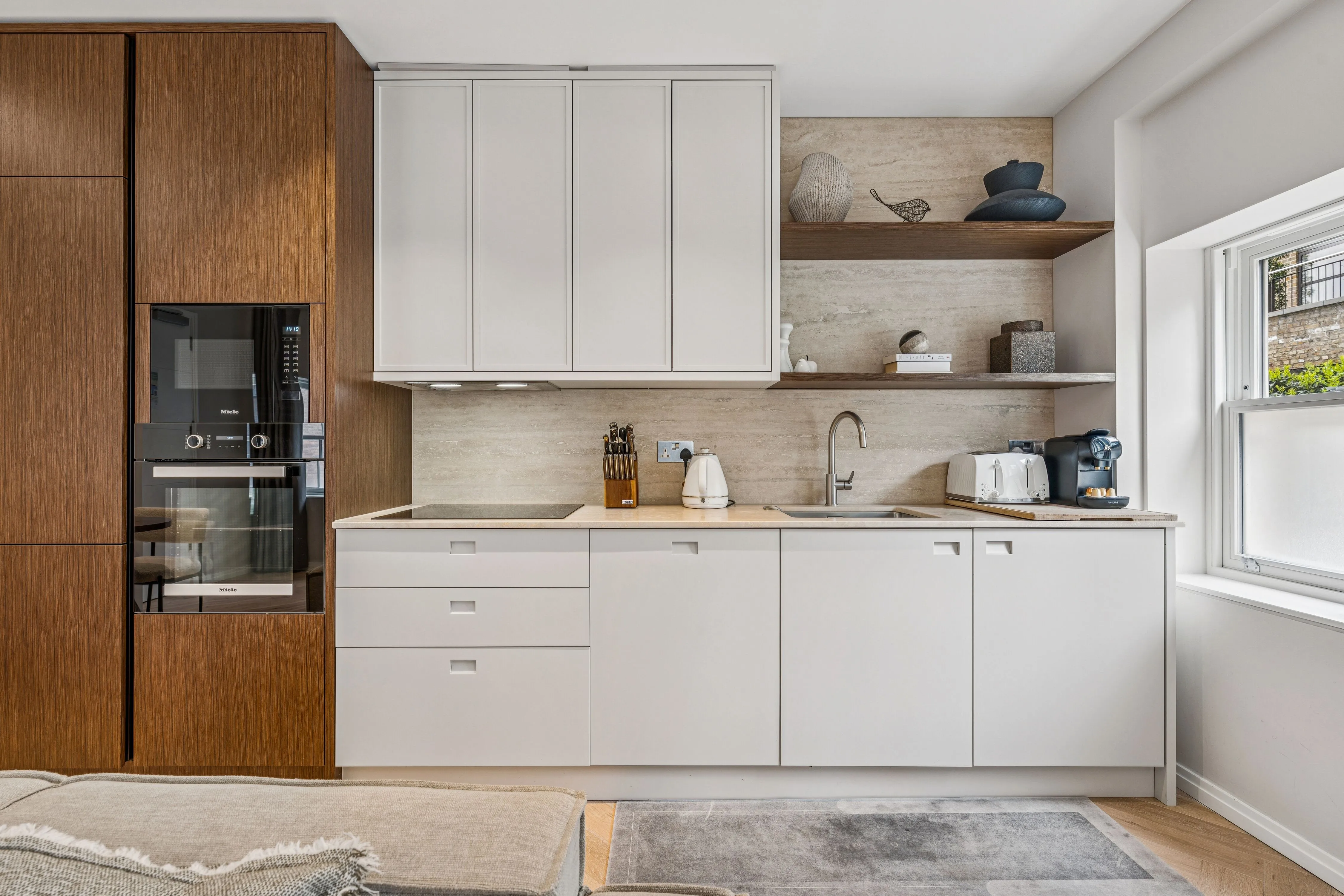 Flat Stukeley Street in Greater London