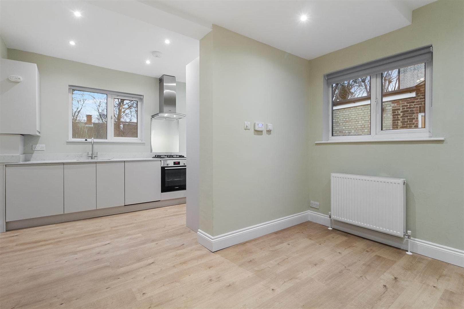 Flat Cresset Street in Greater London