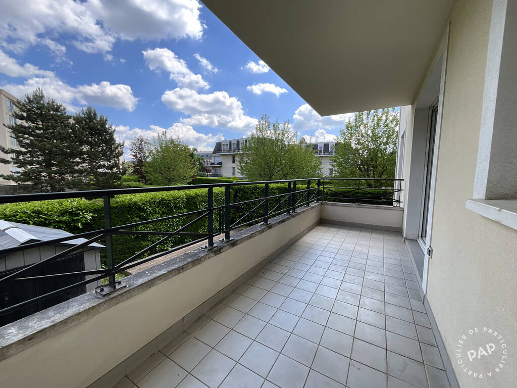 Flat Rond-Point du Val Roger in Le Plessis-Trévise