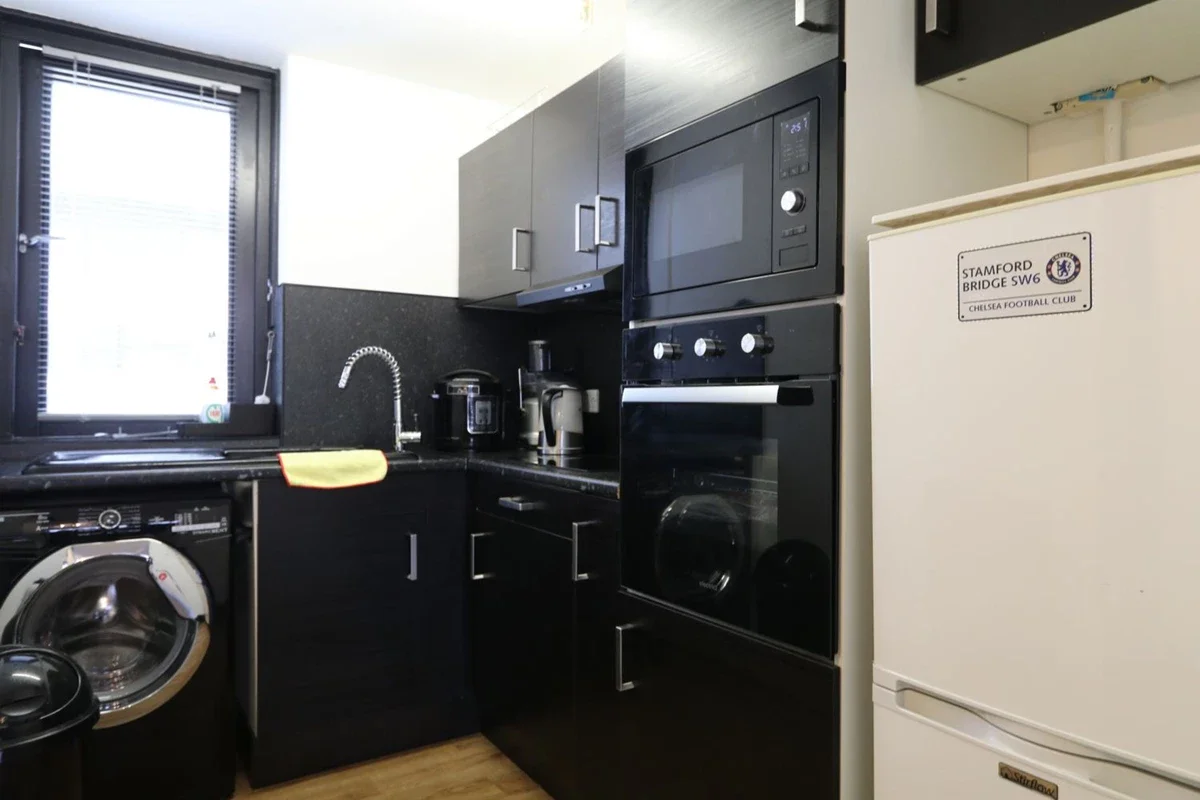 Flat Caledonian Road in Greater London