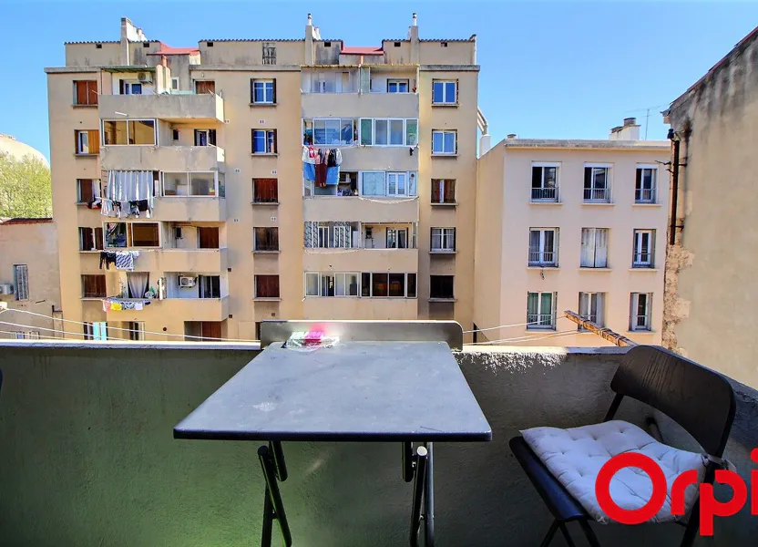 Flat Boulevard National in Marseille