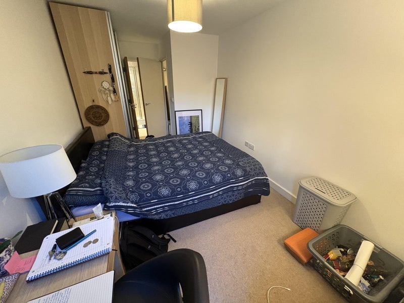 Room Coldharbour Lane in Greater London