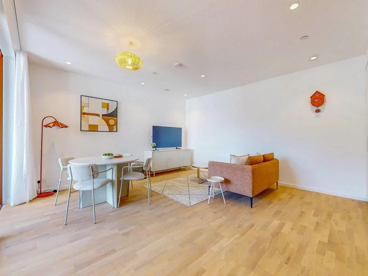 Flat Haverstock Hill in Greater London
