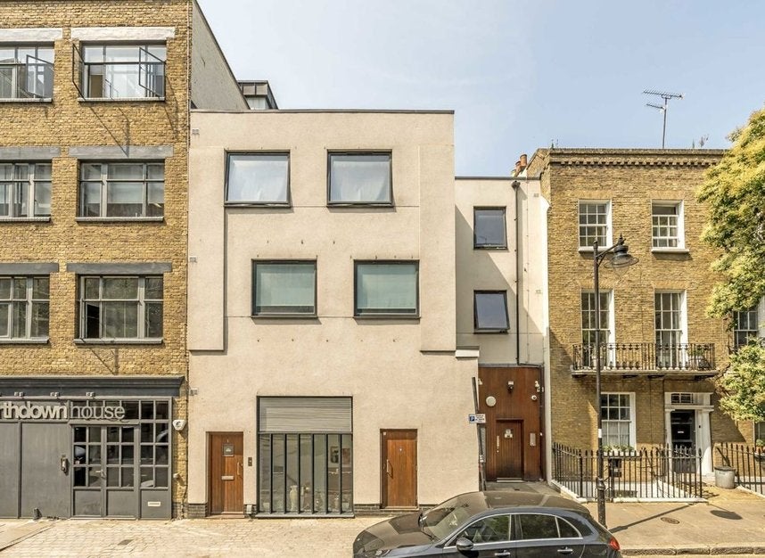 Flat Northdown Street in Greater London