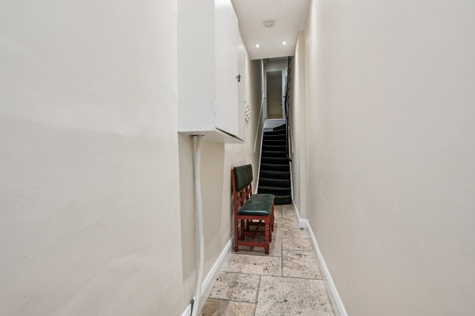 Flat Portobello Road in Greater London