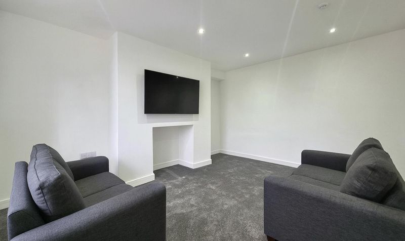 Room Cedar Nook in Rotherham