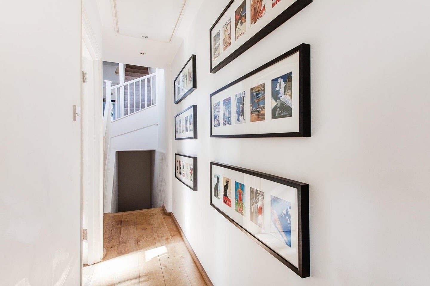 Flat Harvist Road in Greater London