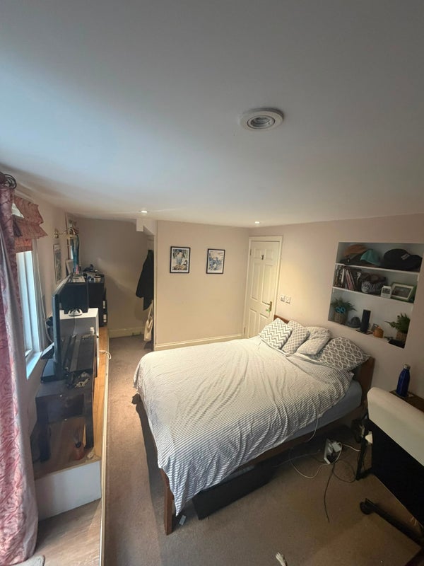 Room Digby Crescent in Greater London