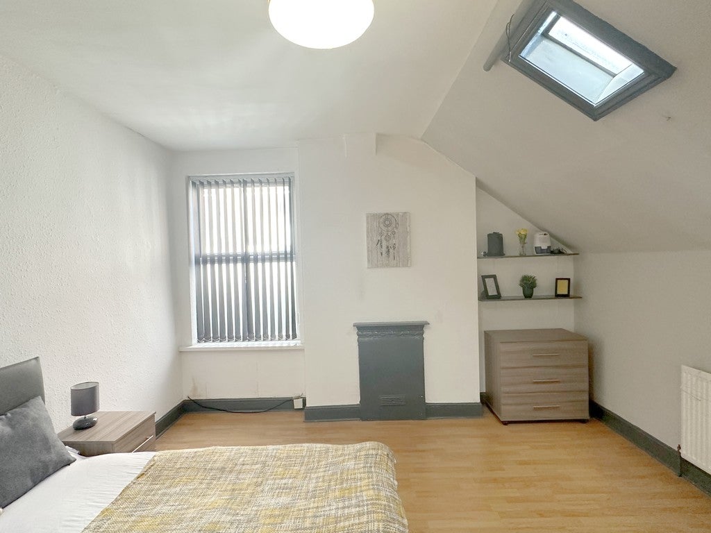 Flat Woodborough Road in Nottingham
