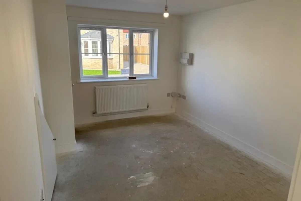 Flat Walsingham Court in Fenland District
