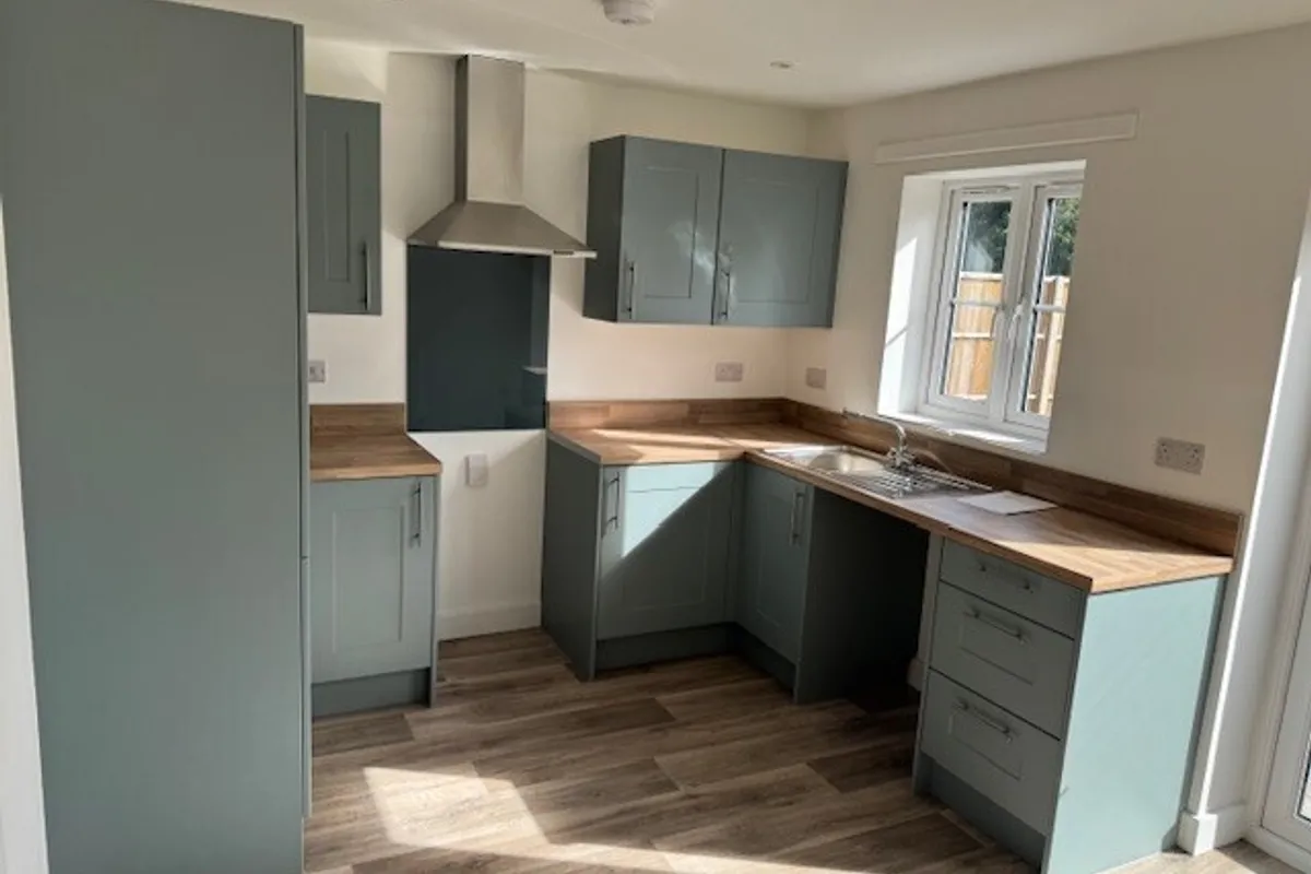 Flat Walsingham Court in Fenland District
