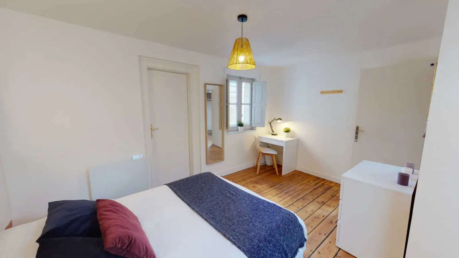 Room Rue Sainte-Catherine in Bordeaux