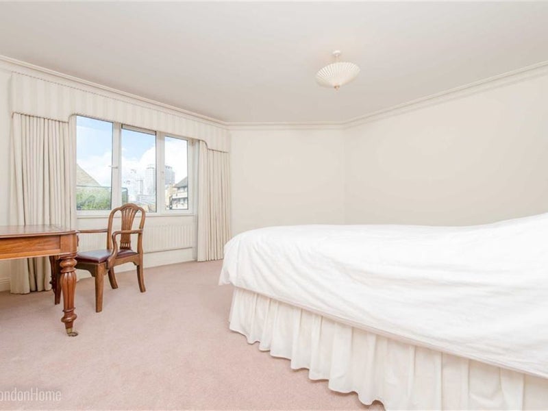 Room Murphy Street in Greater London