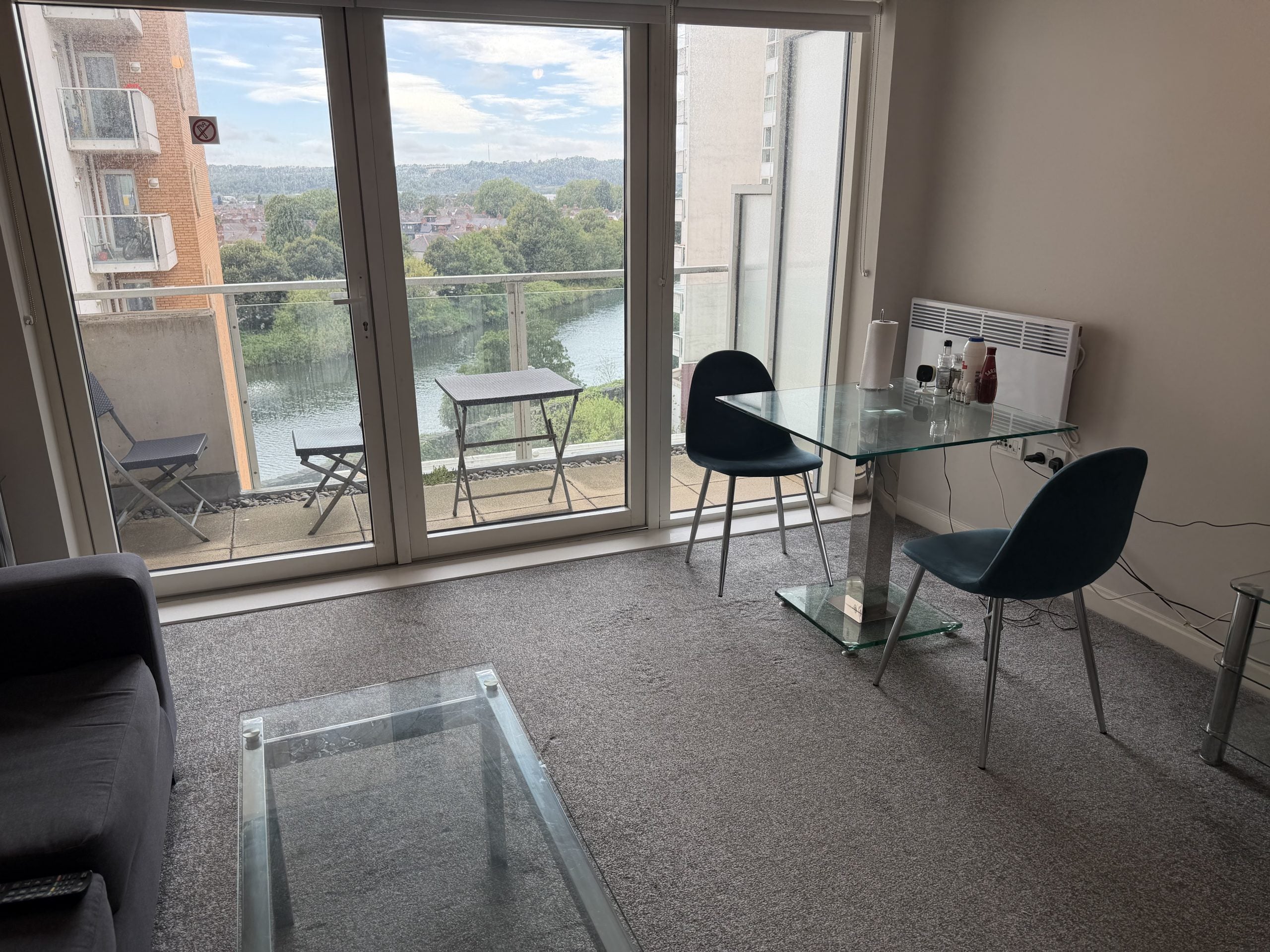 Flat Overstone Court in Cardiff