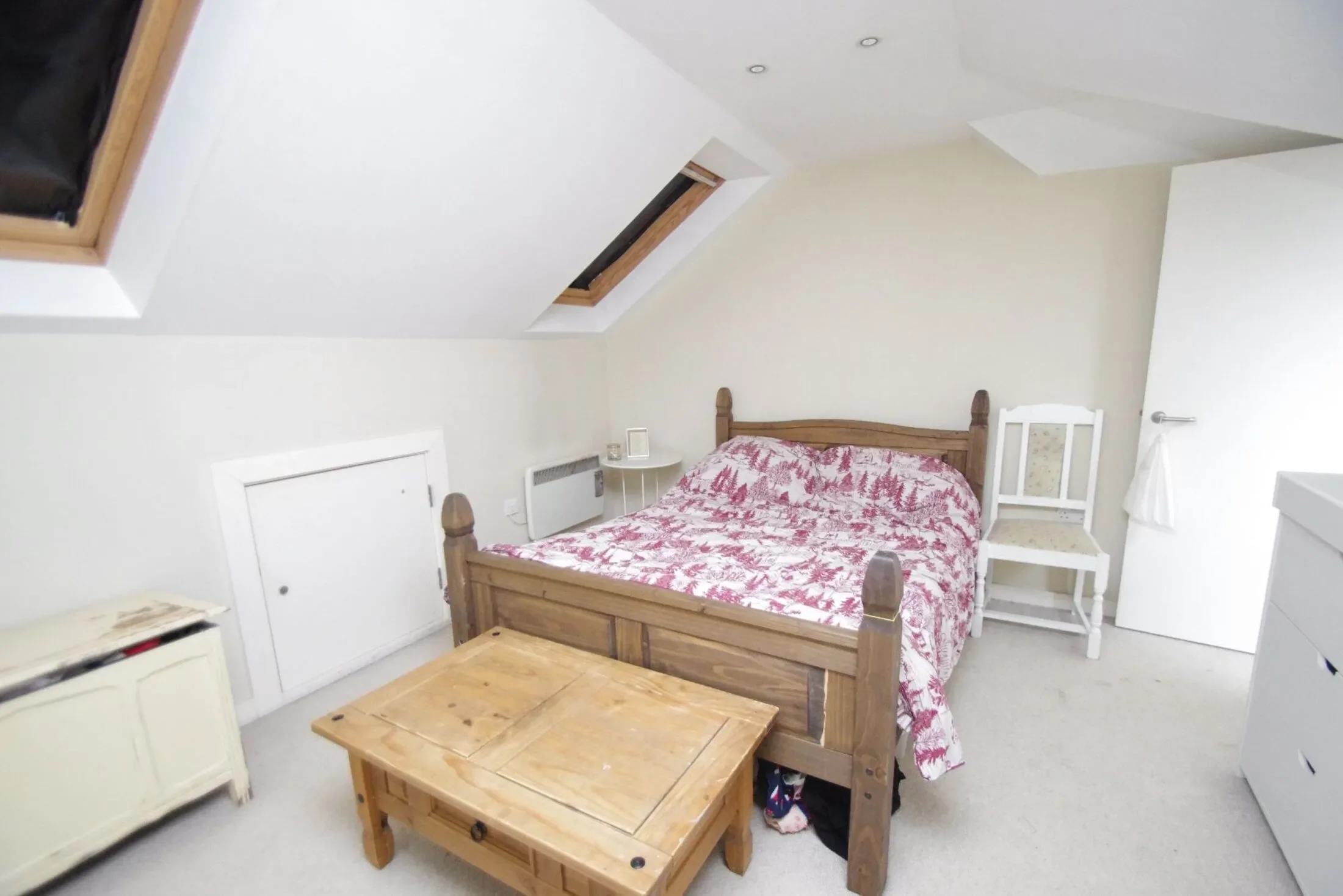 Flat Langley Road in Watford