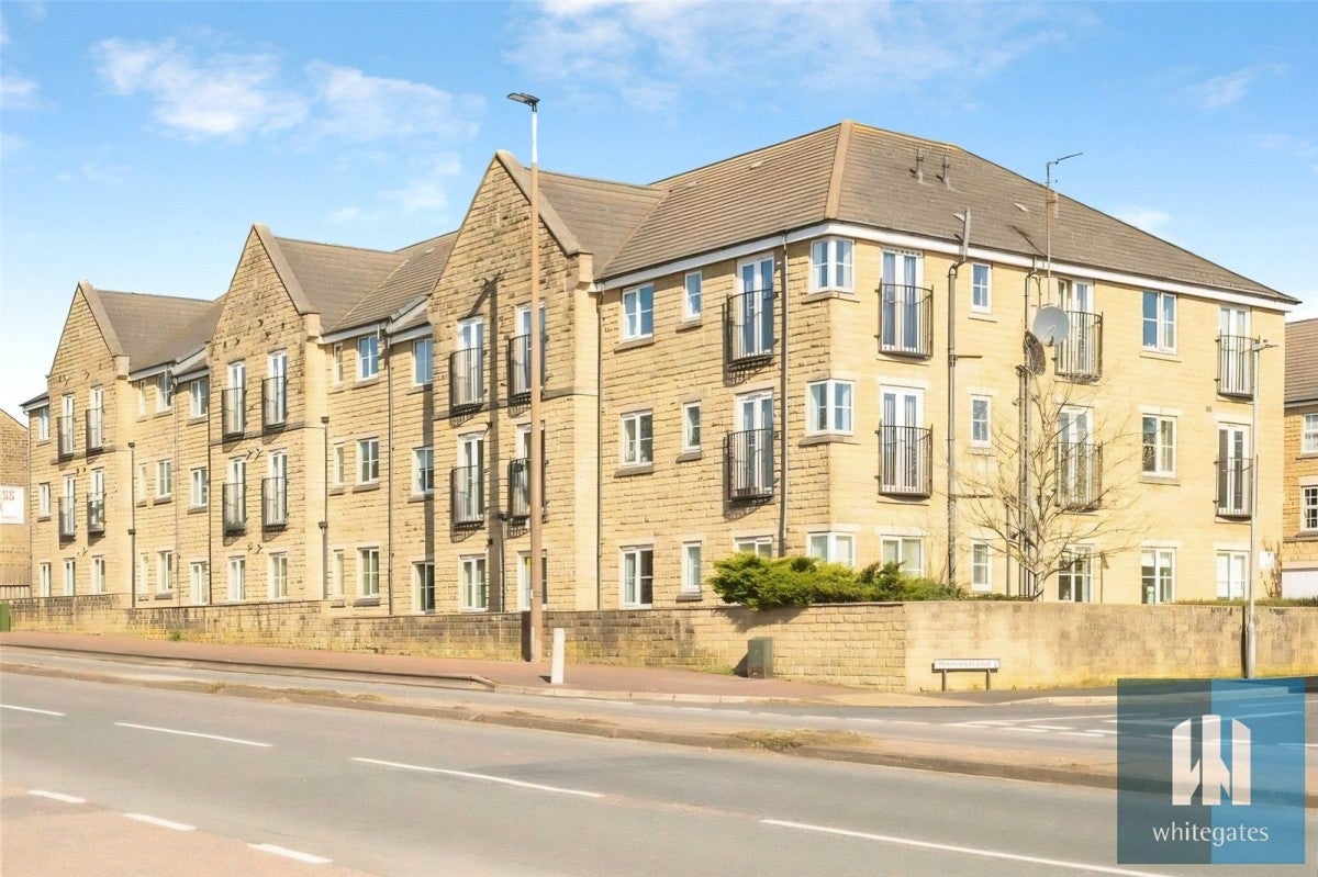 Flat Moorlands Edge in Kirklees