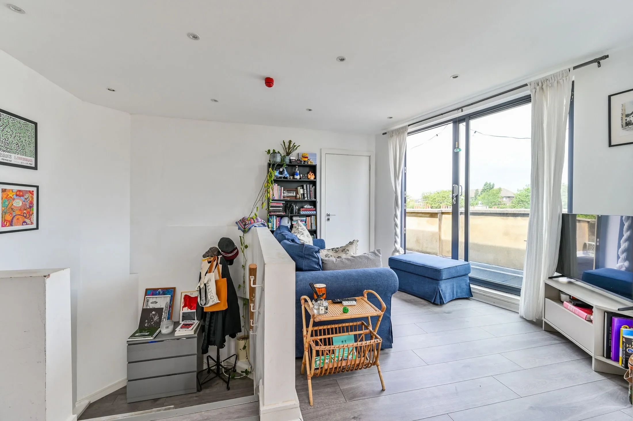 Flat Caledonian Road in Greater London