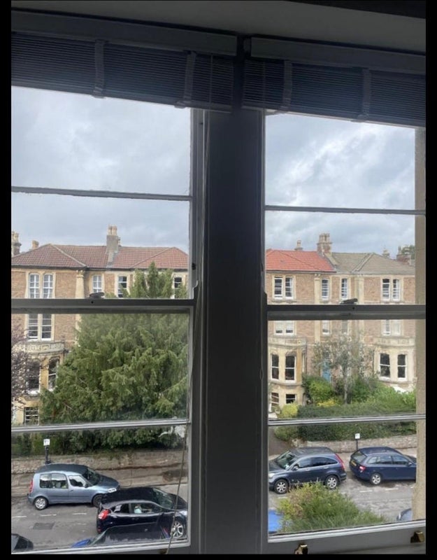 Room Beaufort Road in Bristol
