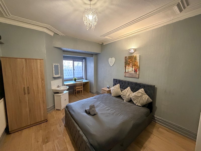 Room Palatine Road in Blackpool