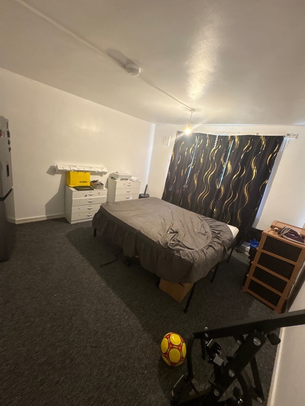 Room Endymion Road in Greater London