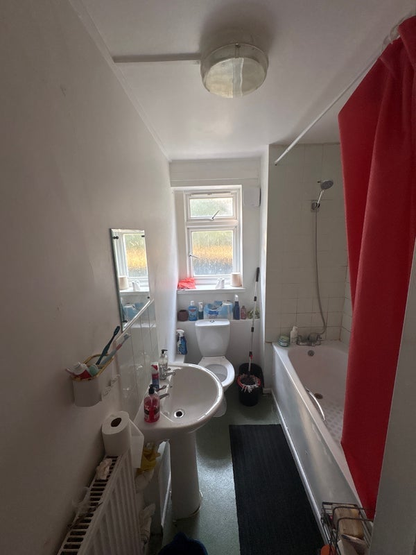 Room Endymion Road in Greater London