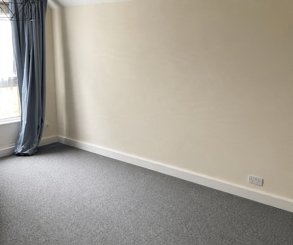 Flat Tiller Road in Greater London