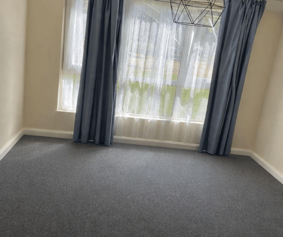 Flat Tiller Road in Greater London