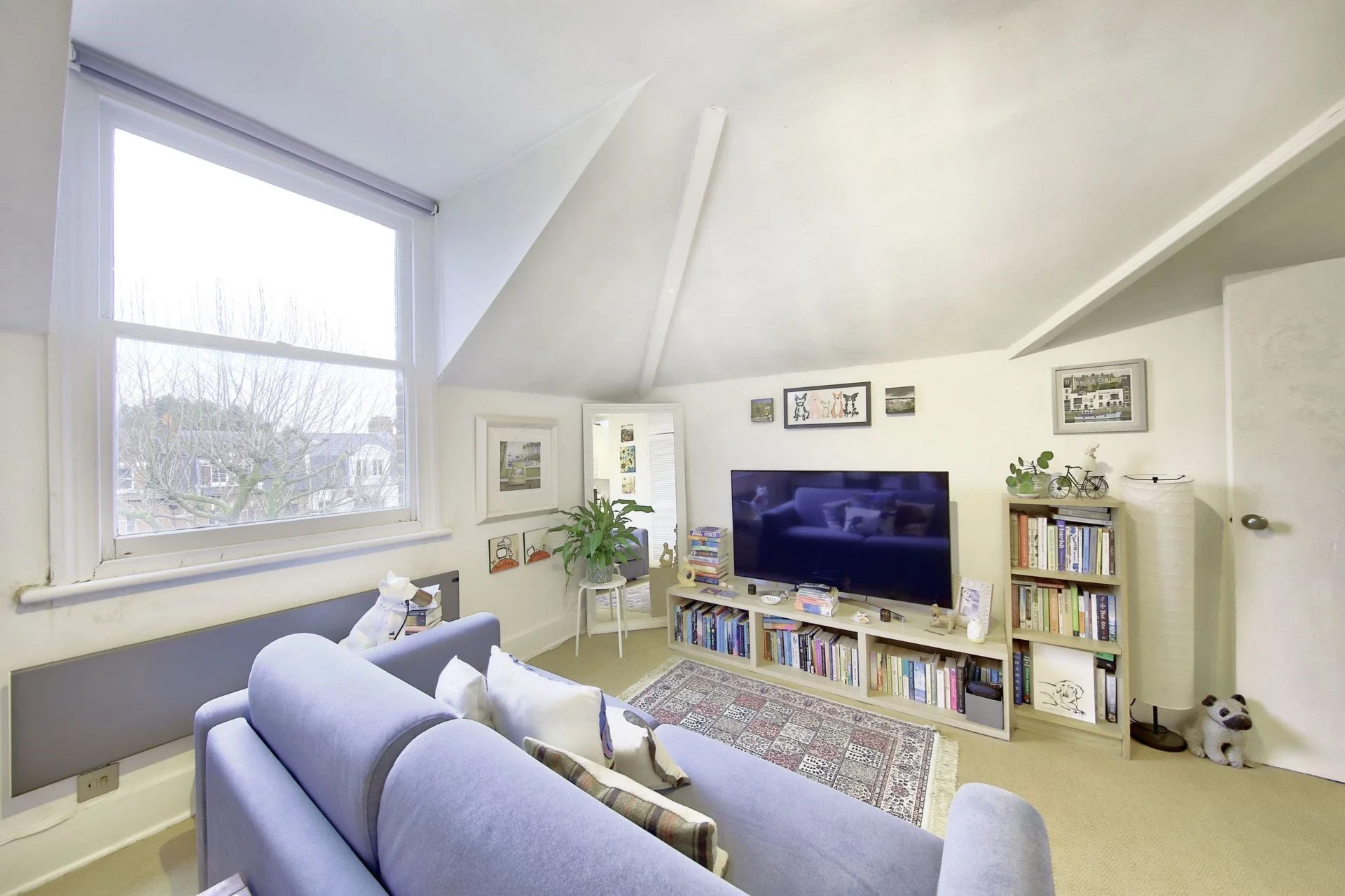 Flat Earlsfield Road in Greater London