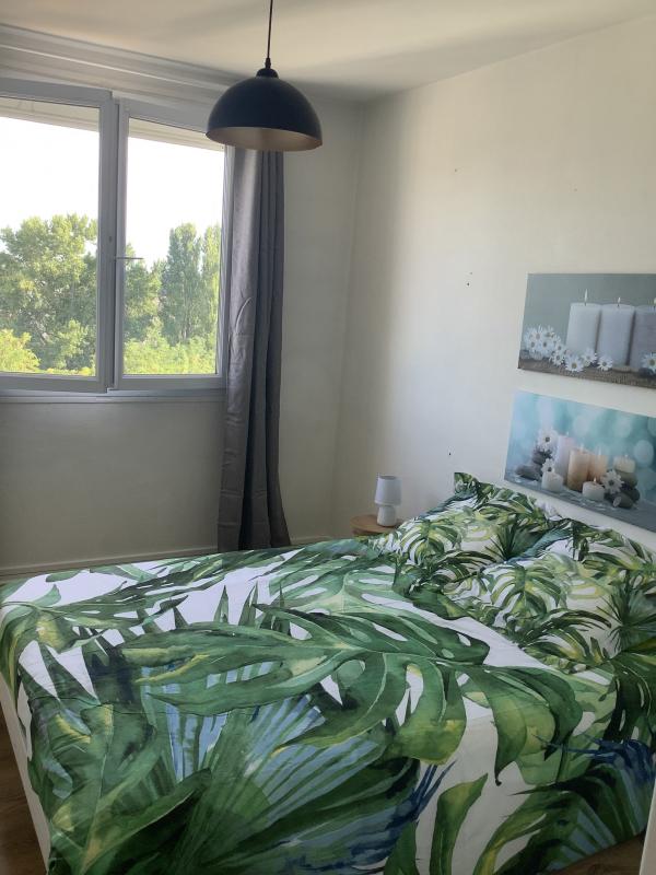 Chambre Rue des Treilles à Libourne