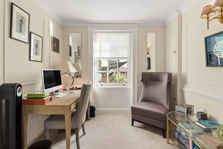 House Ranelagh Grove in City of Westminster