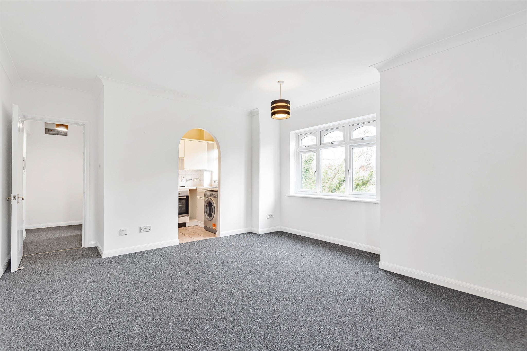 Flat St Mark's Crescent in Maidenhead